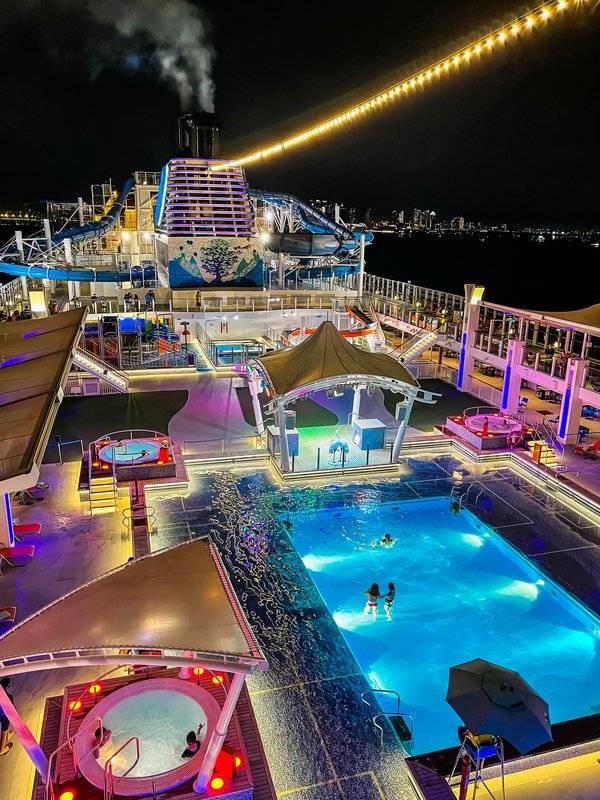 Choisir la croisière parfaite : conseils et compagnies en 2025