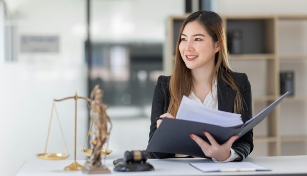 Trouvez l'avocat qu'il vous faut avec l'annuaire juriscore